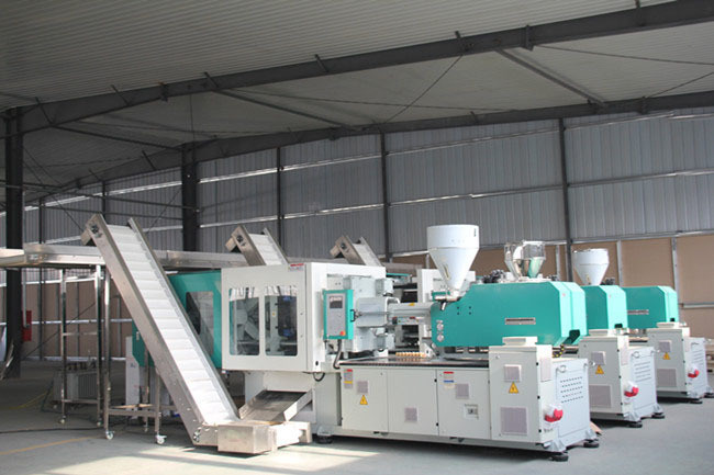 Maszyna do produkcji przysmaków do żucia kości dla psów Pet Dental Snacks Molding Machine